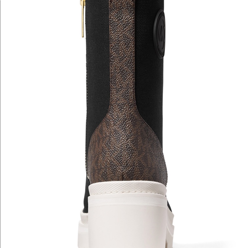 Michael kors Corey bootie canvas black/ brown ❤️❤️ - Picture 3 of 5